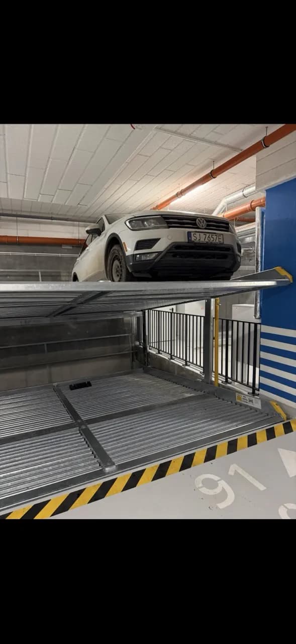 Miejsce Parkingowe - ul. Karola Bunscha 14B